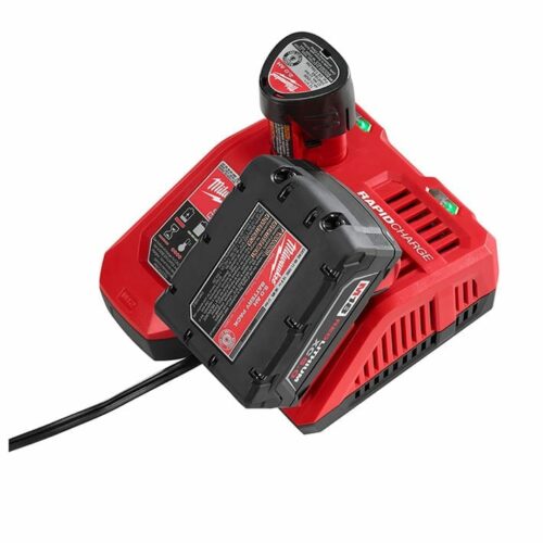Milwaukee M18™ and M12™ Rapid Charger (charged view)