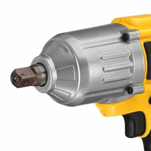 DeWALT DCF889M2 20V MAX 1/2" High Torque Impact Wrench (tool tip)